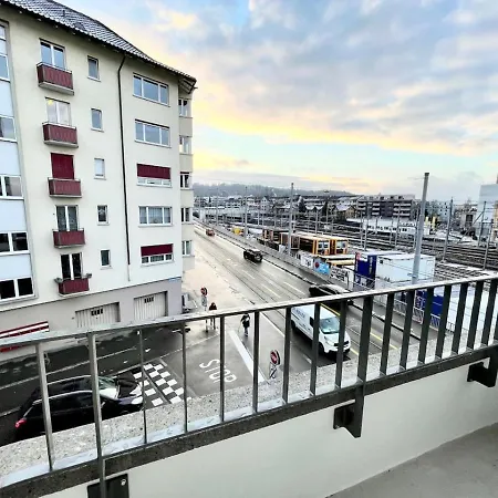 Apartment 3.5 In Zurich-oerlikon *